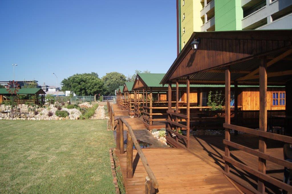 Housing Tuks 2-2781.jpg